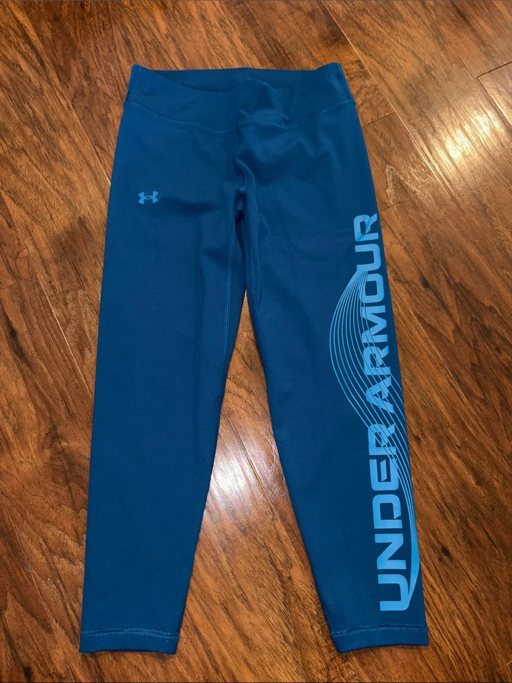 Under Armour Teal Blue Graphic Logo Cropped Leggings Youth M